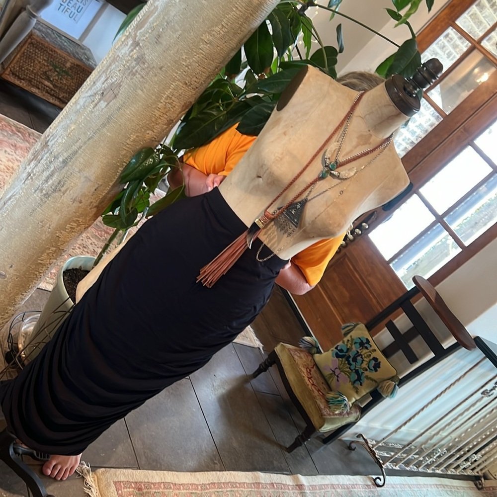 Velvet Graham & Spencer black super soft cotton pencil skirt with ruching! - Picture 10 of 14